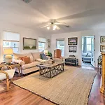 Family-Friendly Savannah Vacation Rental With Decks!